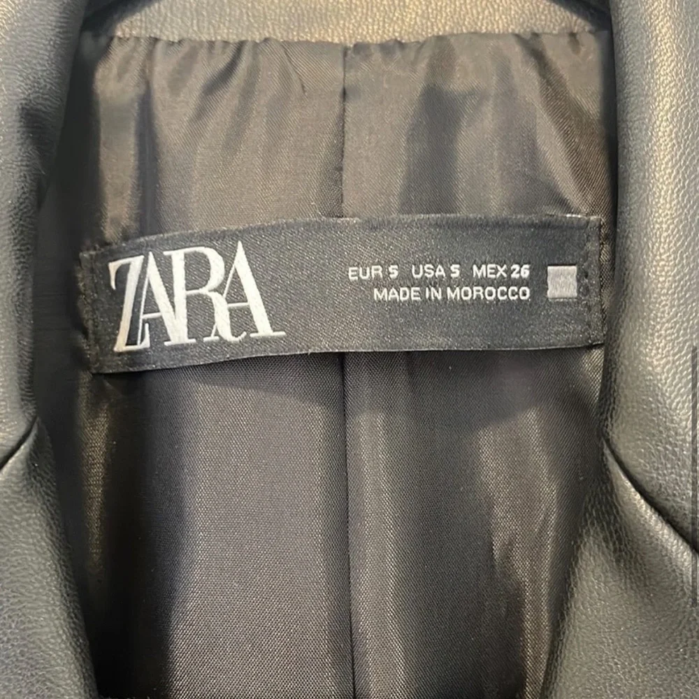 ZARA FAUX LEATHER VEST - Picture 7 of 11